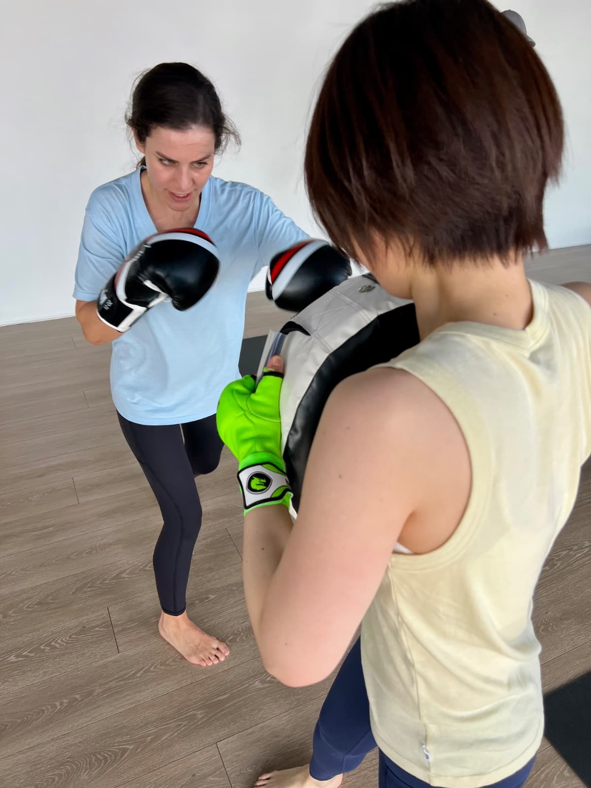 High-energy boxfit conditioning with medicine balls and circuit equipment